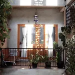 Pawon Cokelat Guesthouse